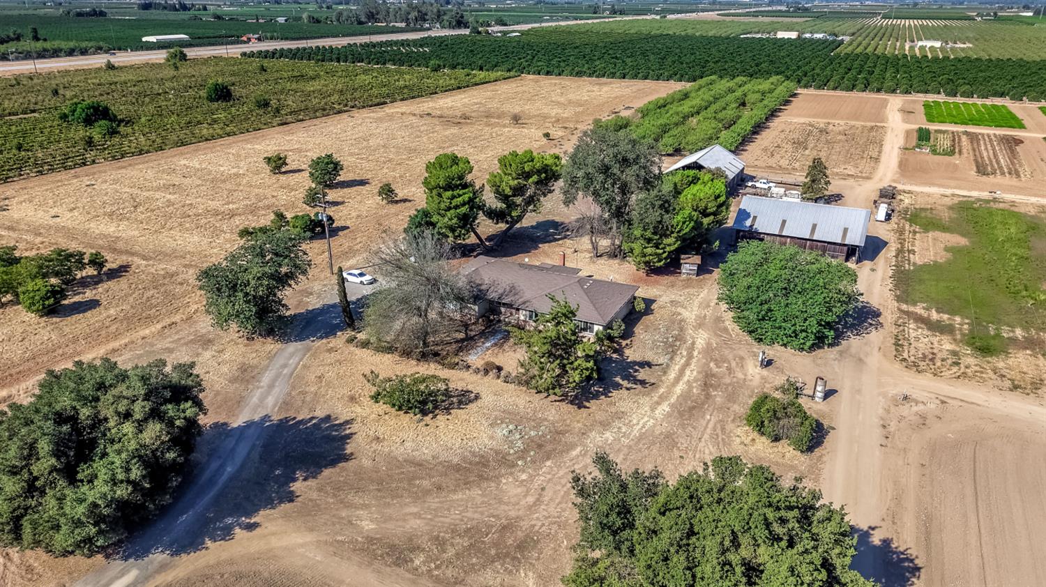 237 N. BETHEL AVE, Sanger, CA 93657