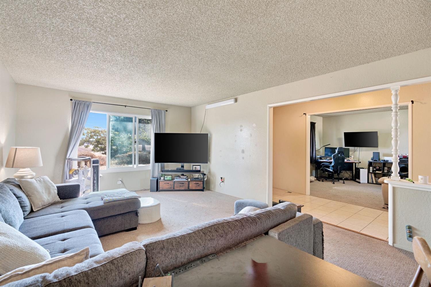 237 N. BETHEL AVE, Sanger, CA 93657