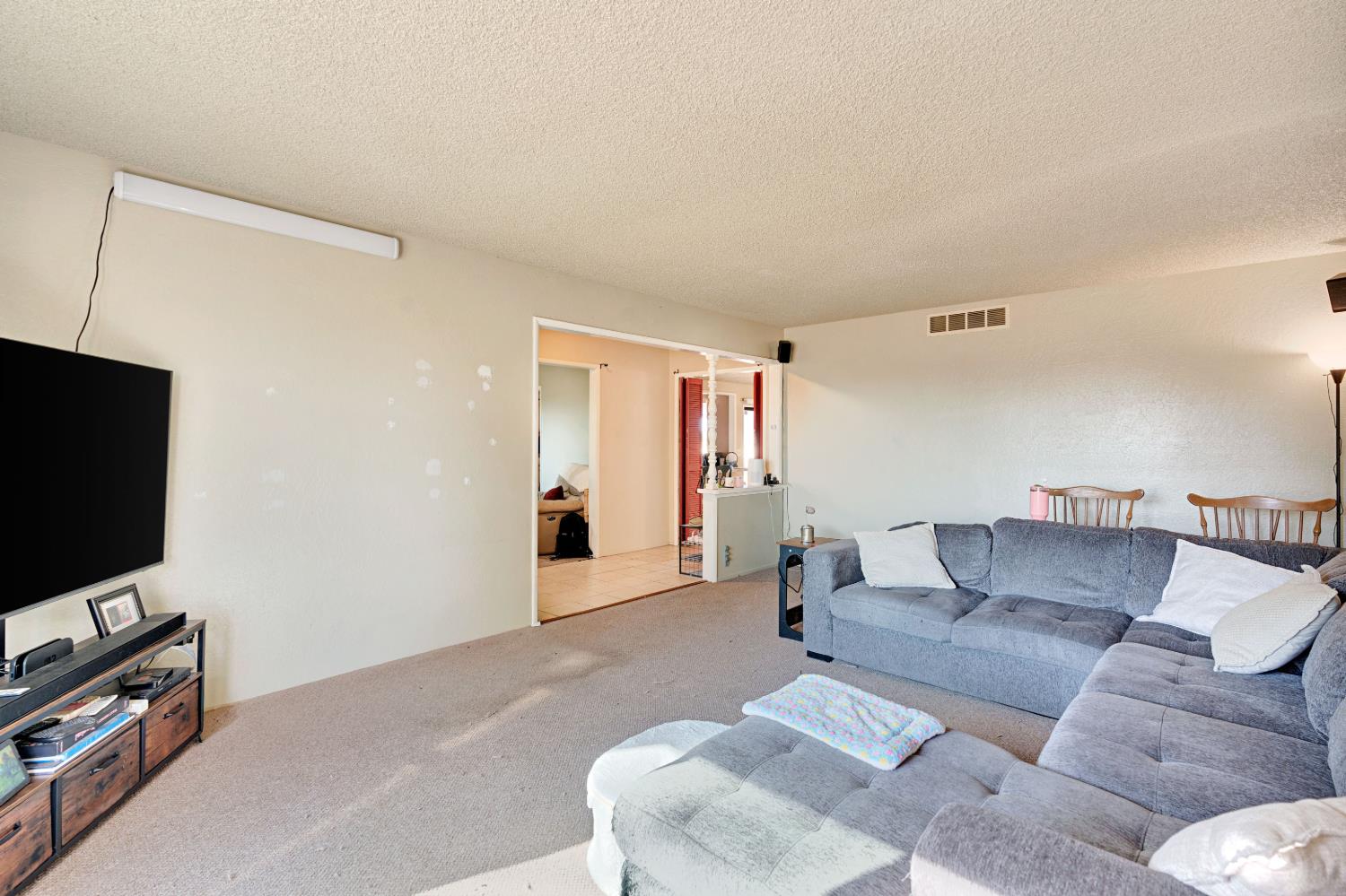 237 N. BETHEL AVE, Sanger, CA 93657