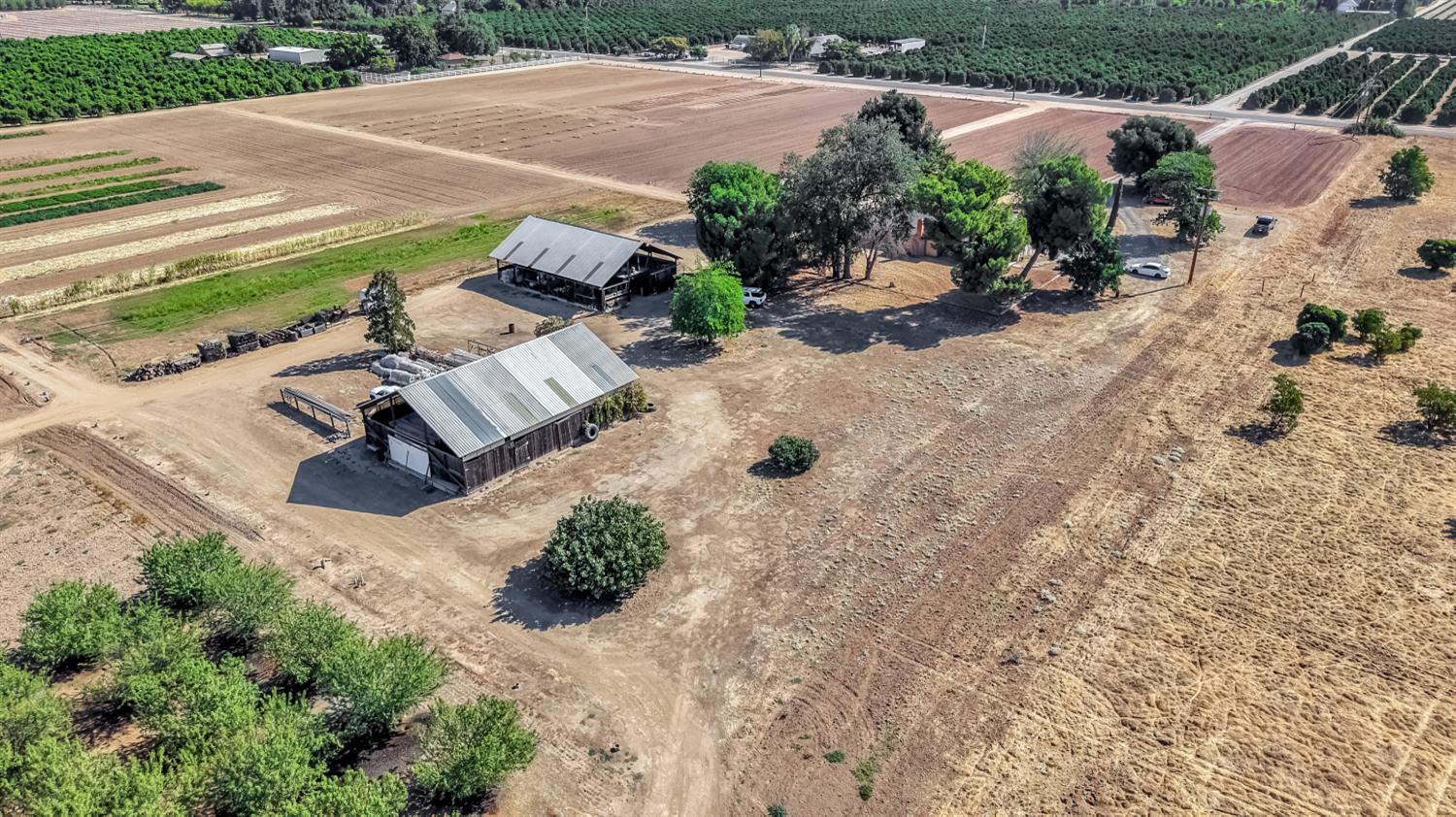 237 N. BETHEL AVE, Sanger, CA 93657