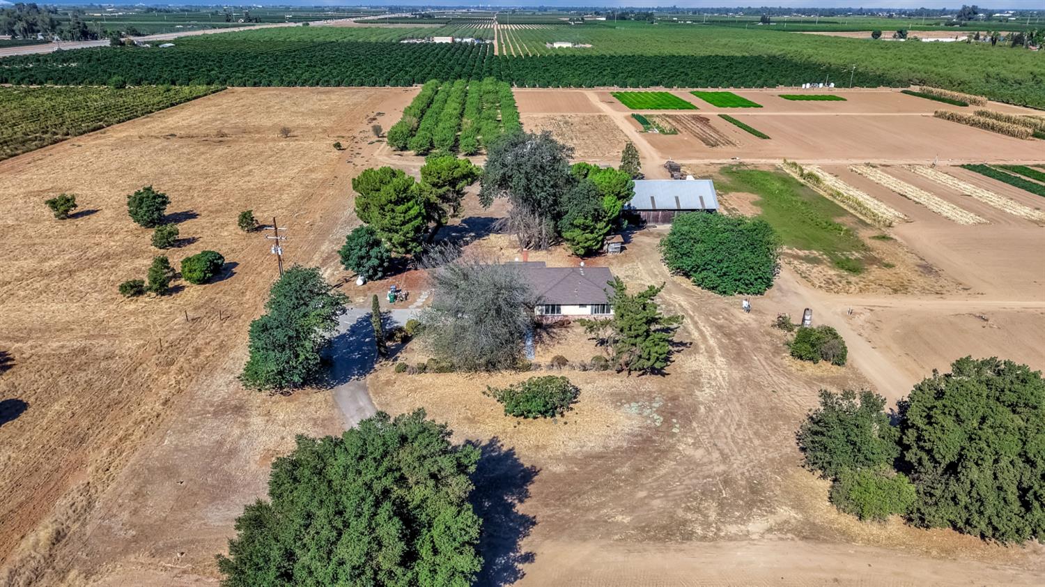 237 N. BETHEL AVE, Sanger, CA 93657