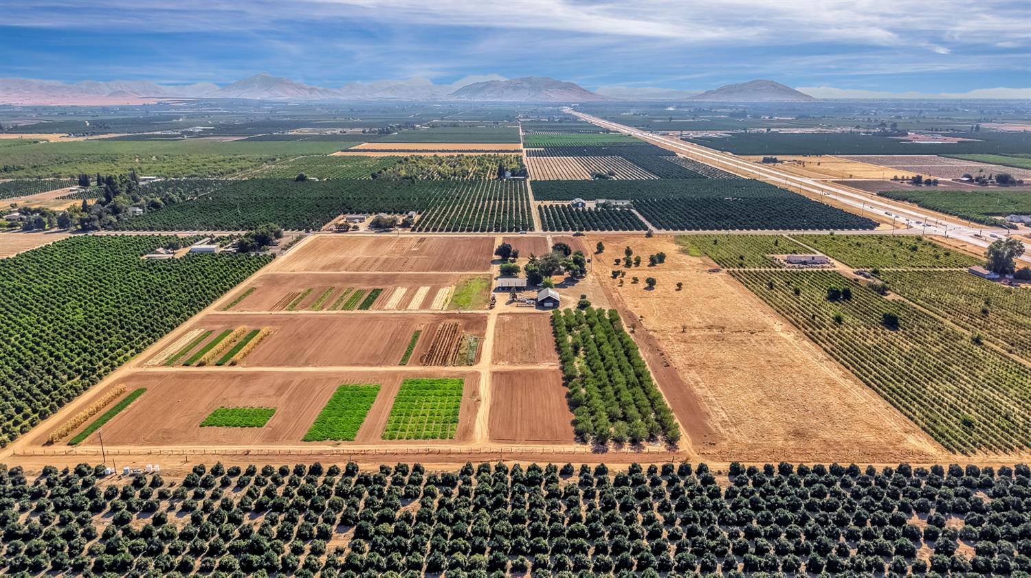 237 N. BETHEL AVE, Sanger, CA 93657