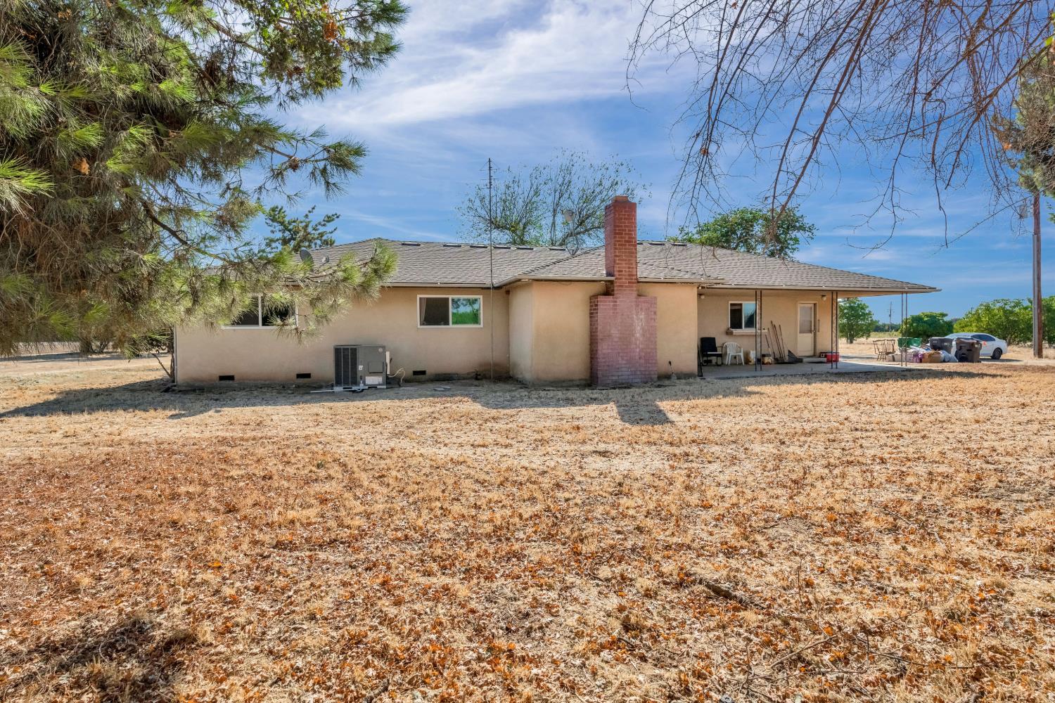 237 N. BETHEL AVE, Sanger, CA 93657