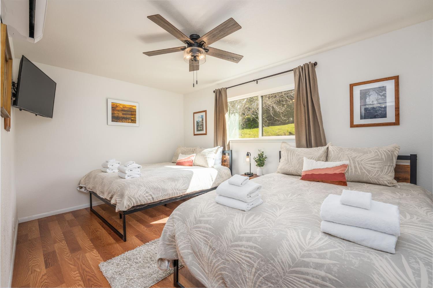 42442 Buckeye Rd, Oakhurst, CA 93644