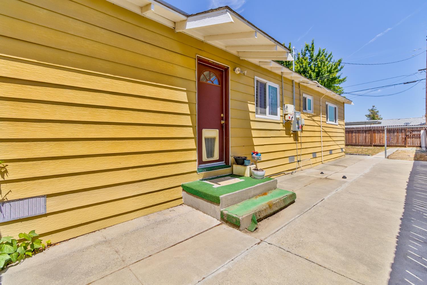 434 Cornell Ave, Coalinga, CA 93210