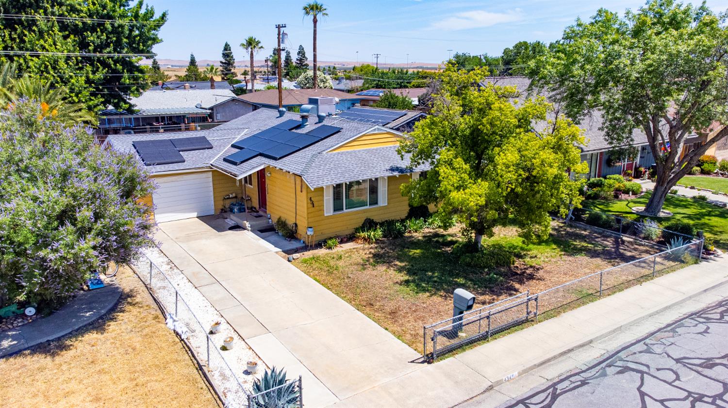 434 Cornell Ave, Coalinga, CA 93210