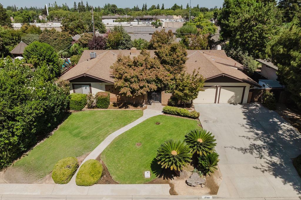 1740 W Celeste Ave, Fresno, CA 93711