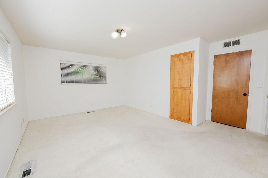 1740 W Celeste Ave, Fresno, CA 93711