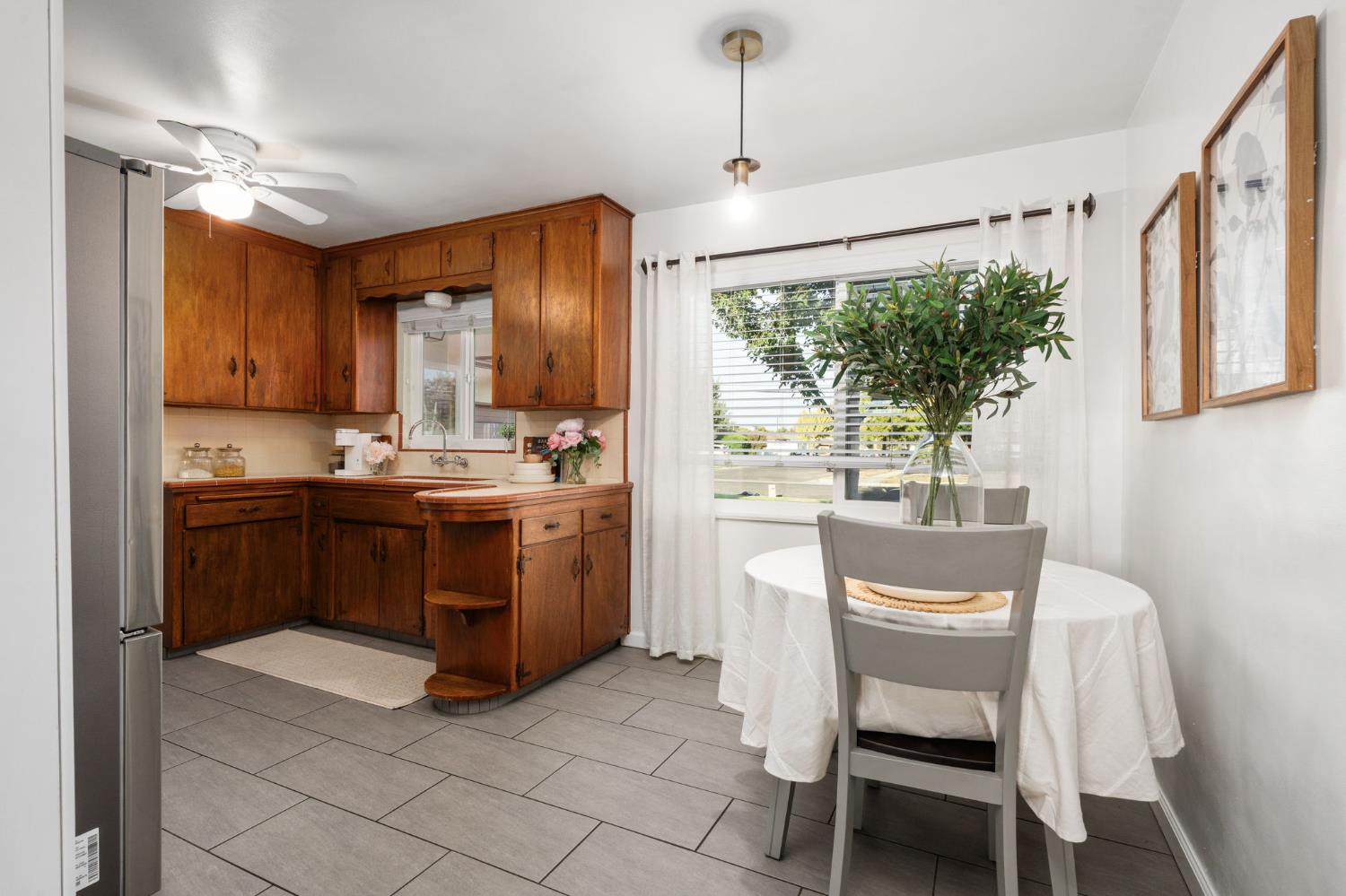 4467 N Bond Ave, Fresno, CA 93726