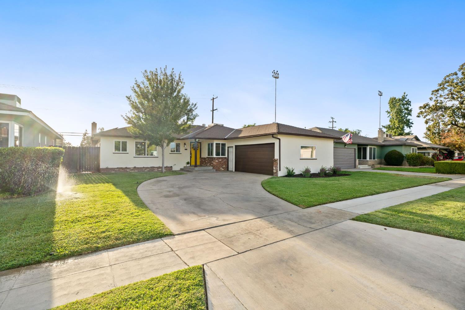 4467 N Bond Ave, Fresno, CA 93726