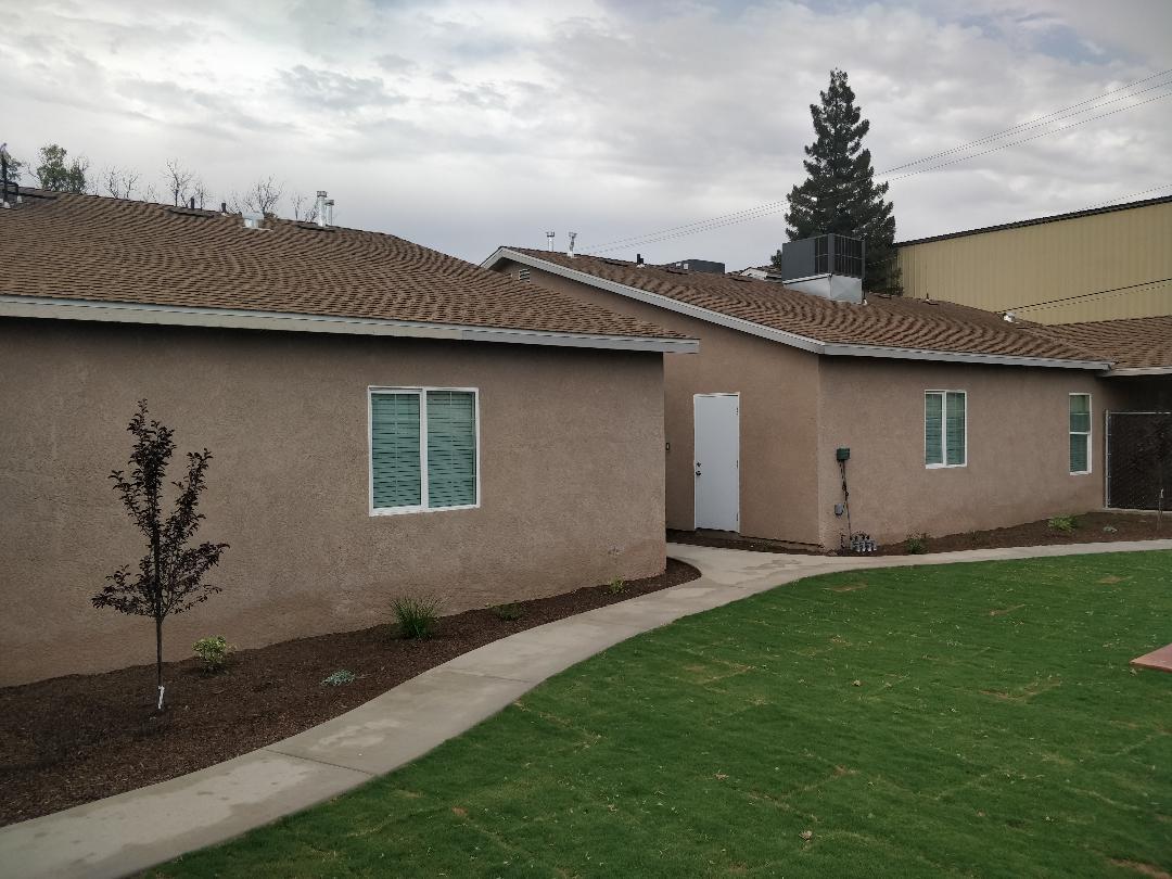 307 S Crespi Ave, Exeter, CA 93221