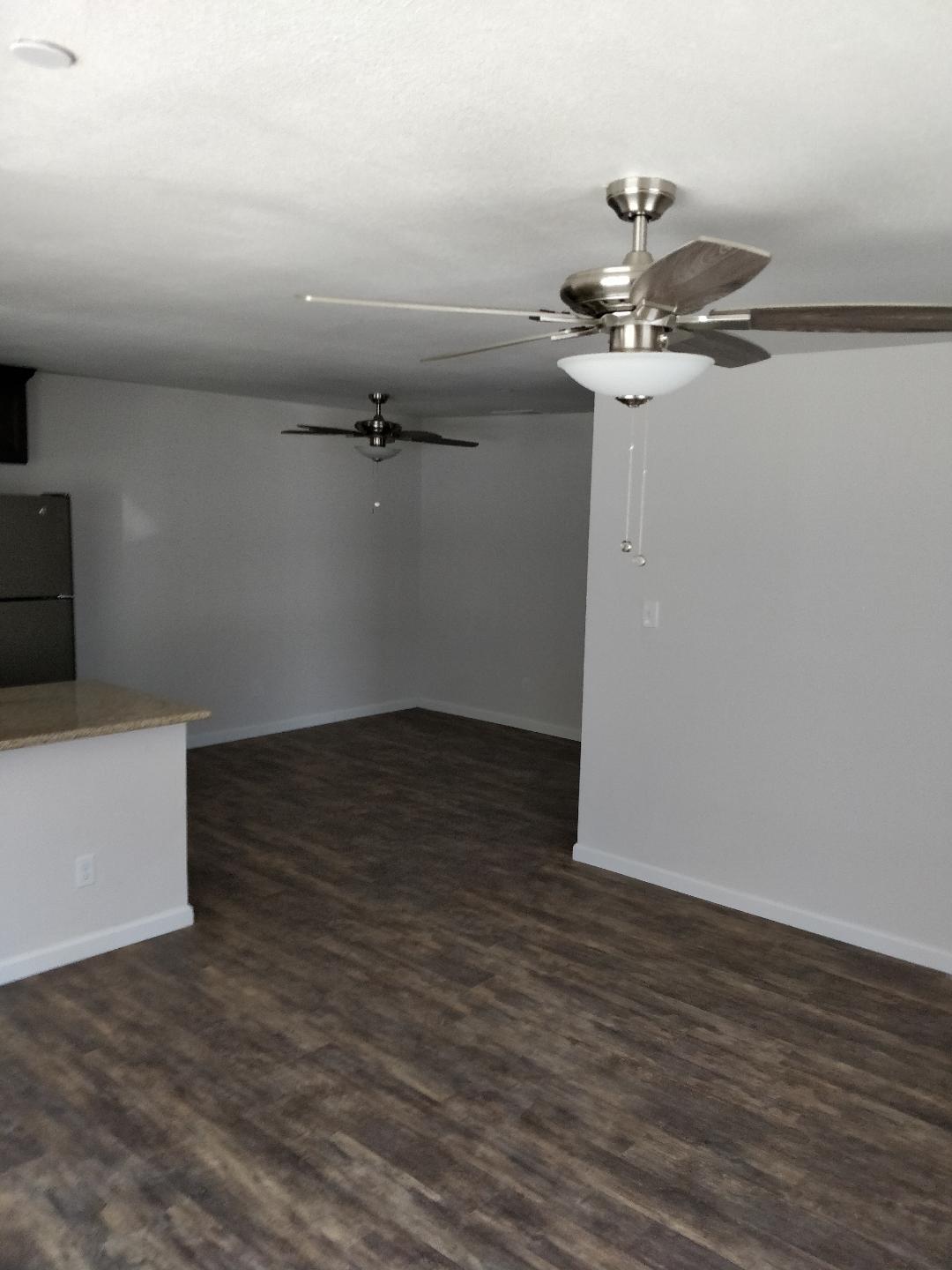 307 S Crespi Ave, Exeter, CA 93221