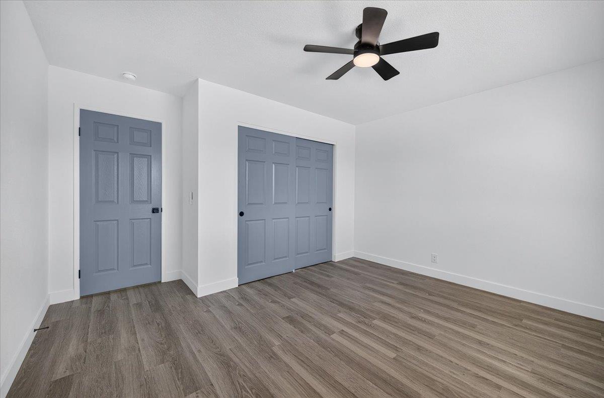 1051 E Terrace Dr, Hanford, CA 93230