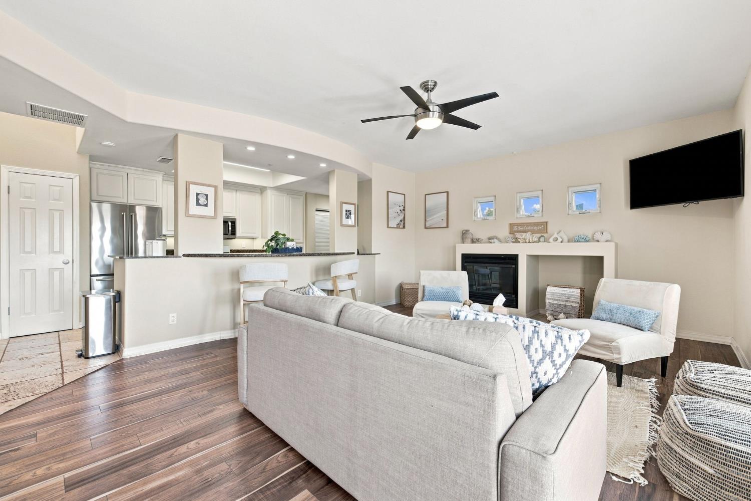 340 Ocean View Ave #C, Pismo Beach, CA 93449