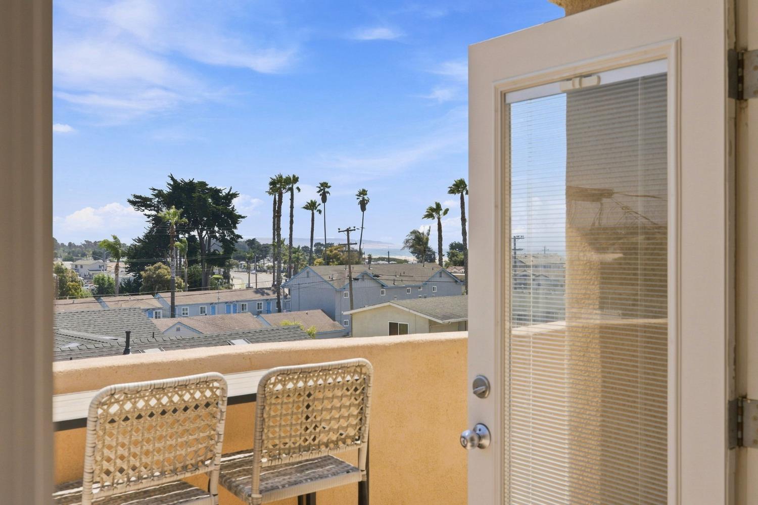 340 Ocean View Ave #C, Pismo Beach, CA 93449