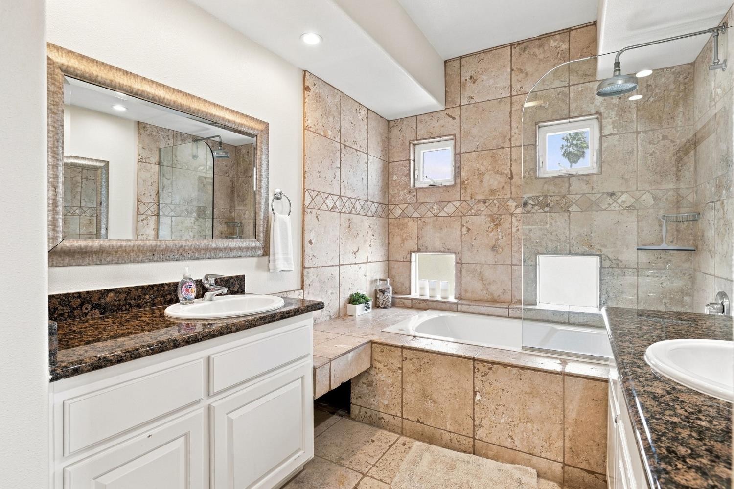 340 Ocean View Ave #C, Pismo Beach, CA 93449