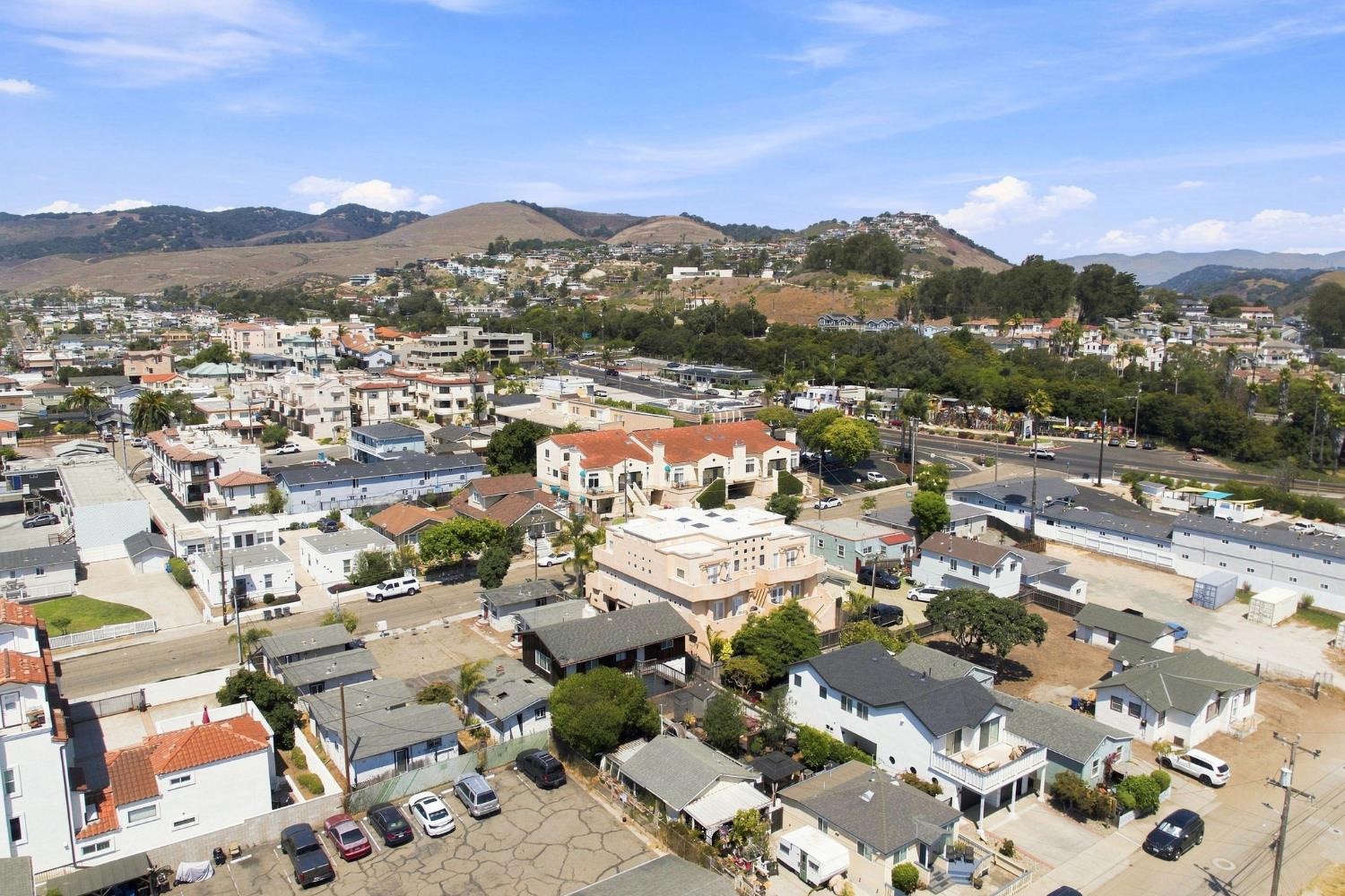 340 Ocean View Ave #C, Pismo Beach, CA 93449