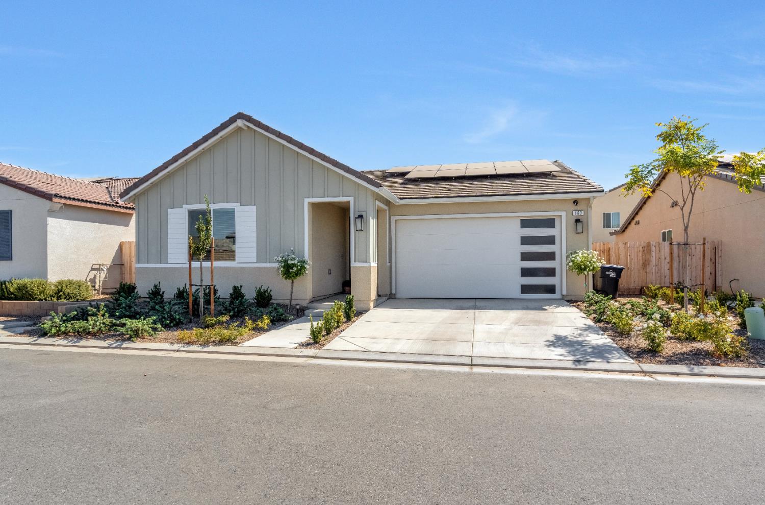 163 Reunion Way S, Madera, CA 93636