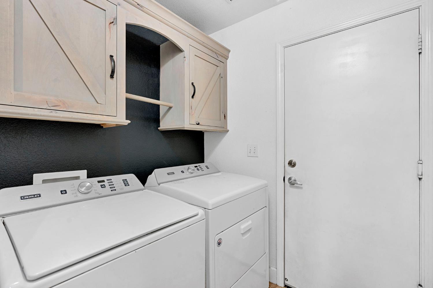 5745 E Florence Ave, Fresno, CA 93727