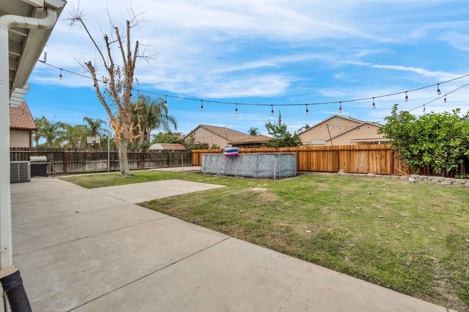 5745 E Florence Ave, Fresno, CA 93727