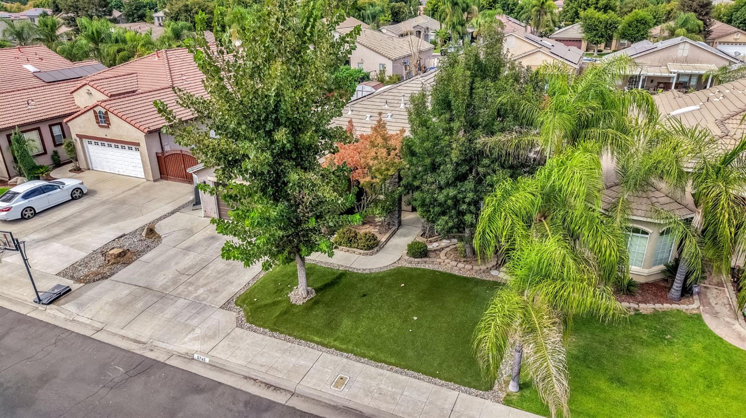 5745 E Florence Ave, Fresno, CA 93727