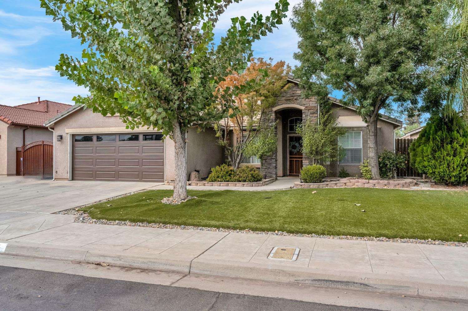 5745 E Florence Ave, Fresno, CA 93727