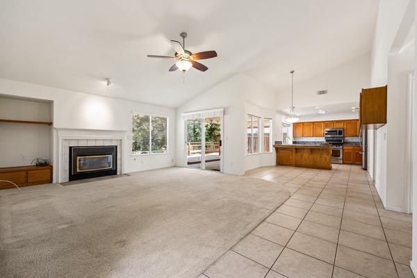 6292 N Selland Ave W, Fresno, CA 93711