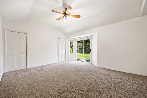 6292 N Selland Ave W, Fresno, CA 93711
