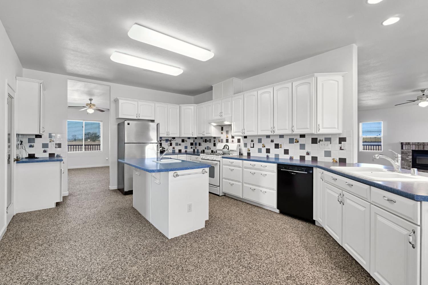 22581 Road 20, Chowchilla, CA 93610