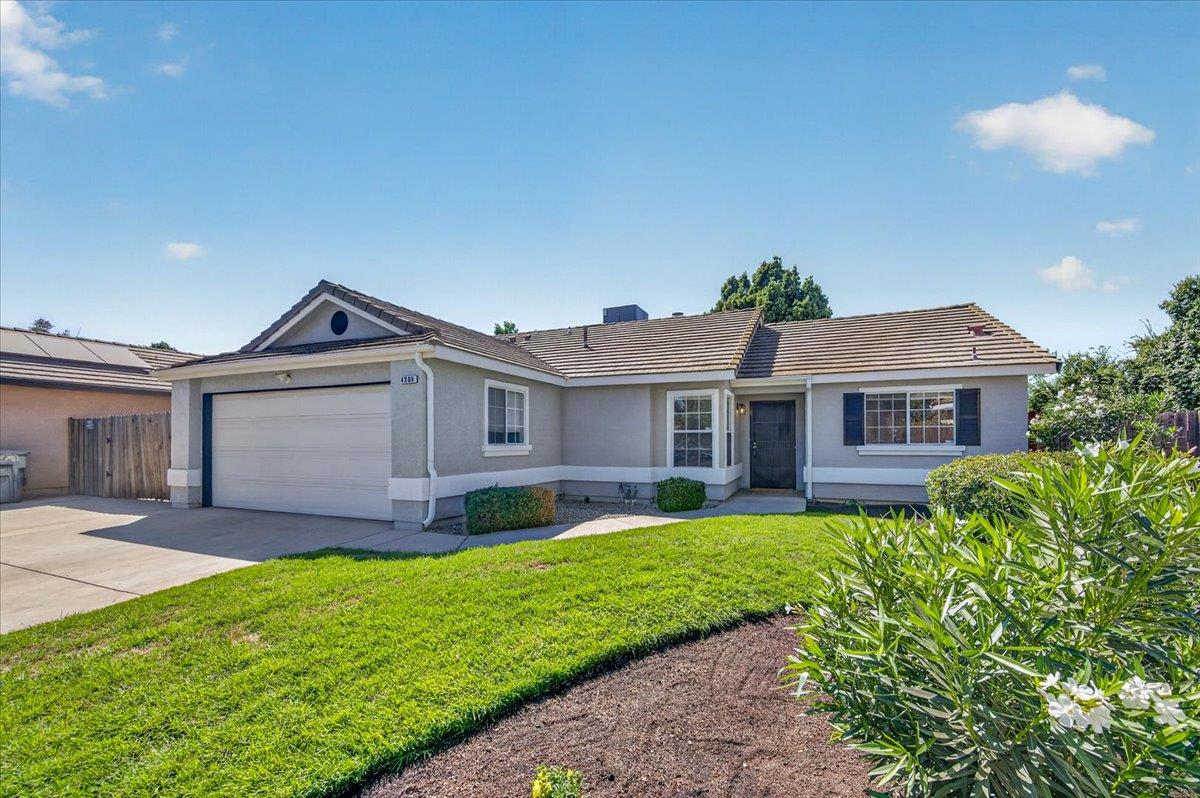 4369 W Providence Ave, Fresno, CA 93722