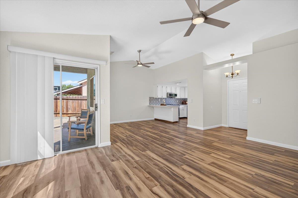 4369 W Providence Ave, Fresno, CA 93722