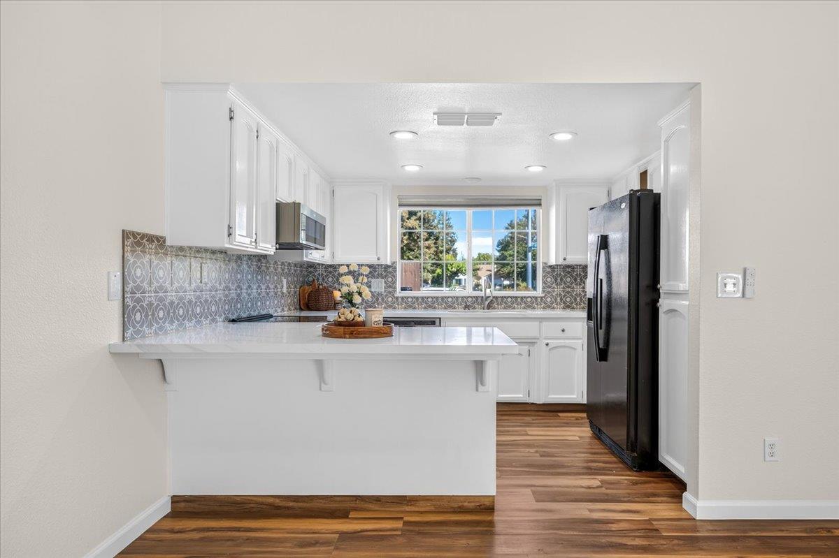 4369 W Providence Ave, Fresno, CA 93722