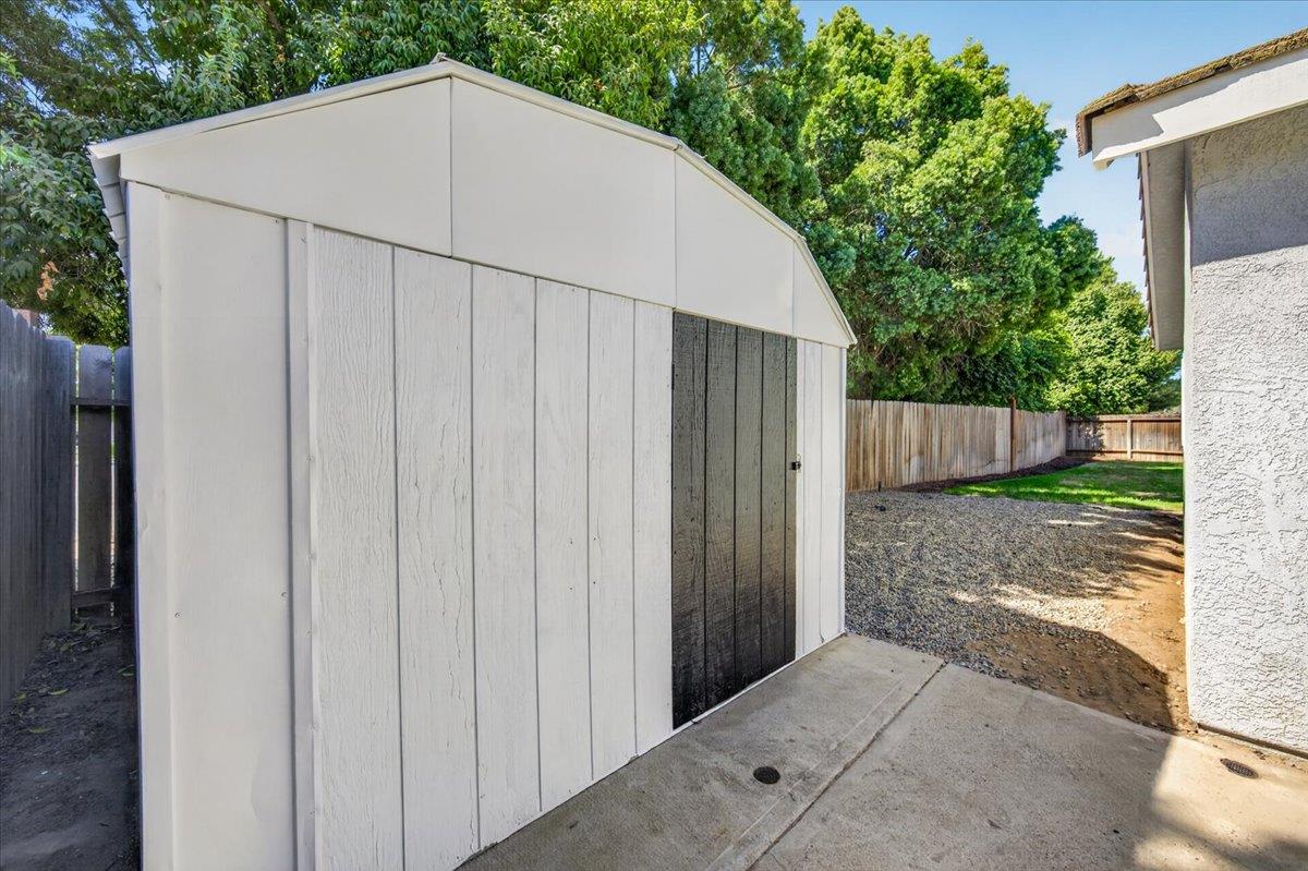 4369 W Providence Ave, Fresno, CA 93722