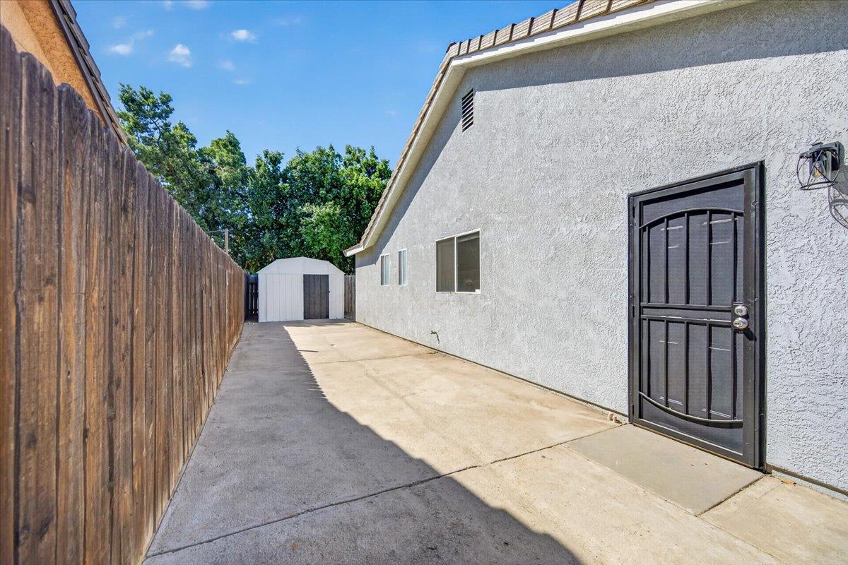 4369 W Providence Ave, Fresno, CA 93722