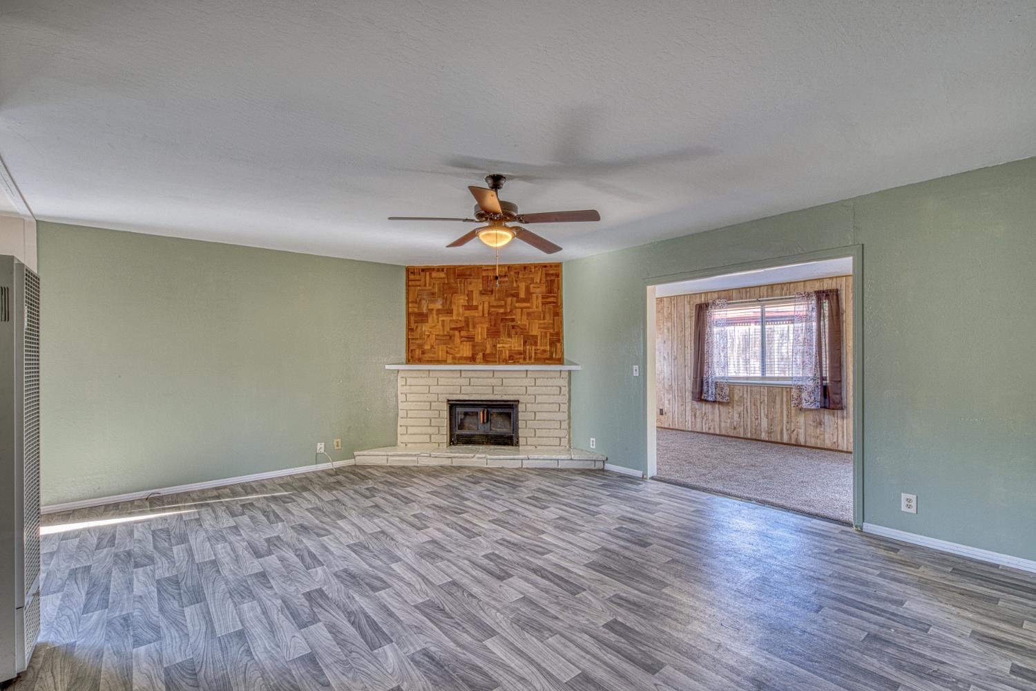 290 Carnoble Dr, Hollister, CA 95023