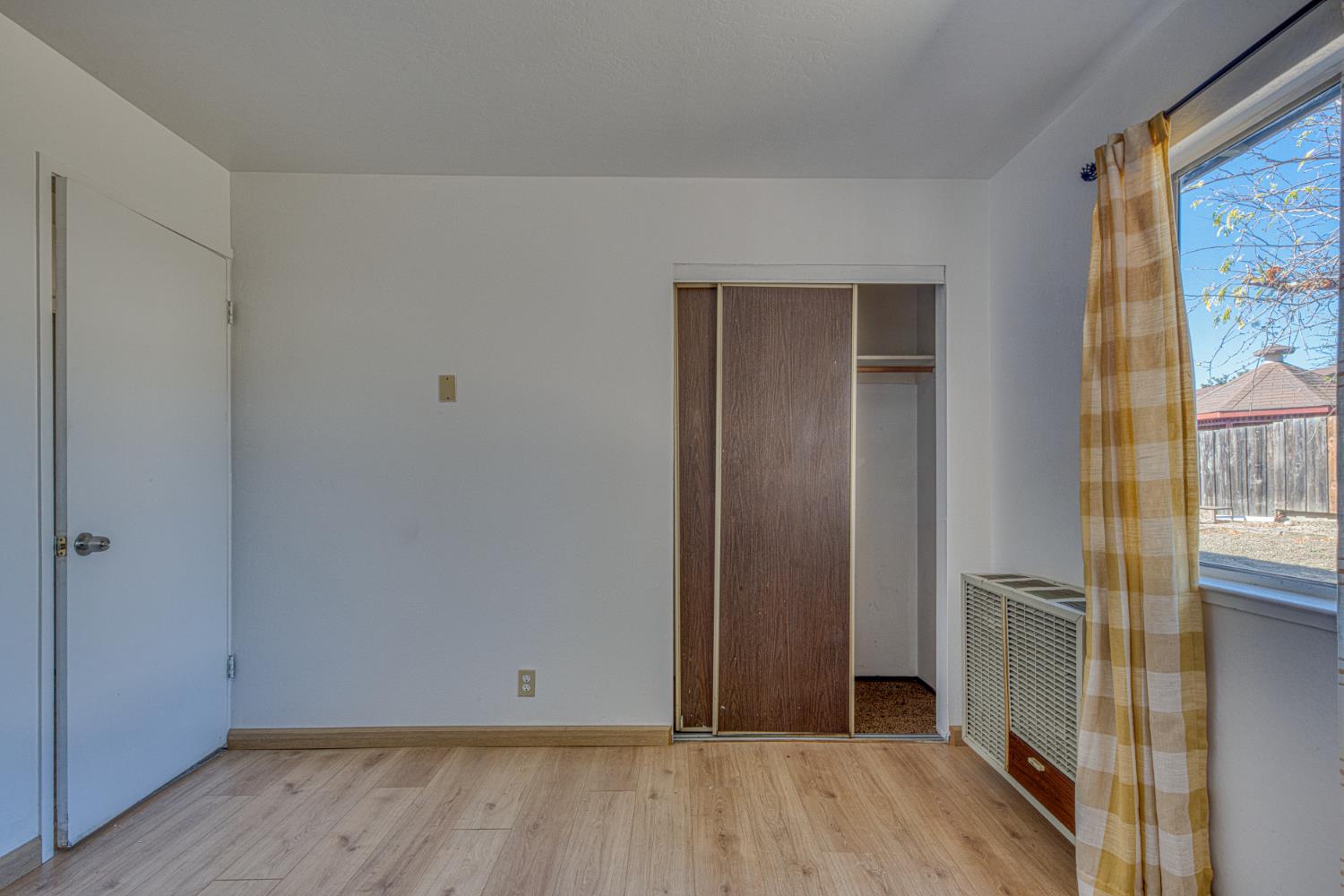290 Carnoble Dr, Hollister, CA 95023