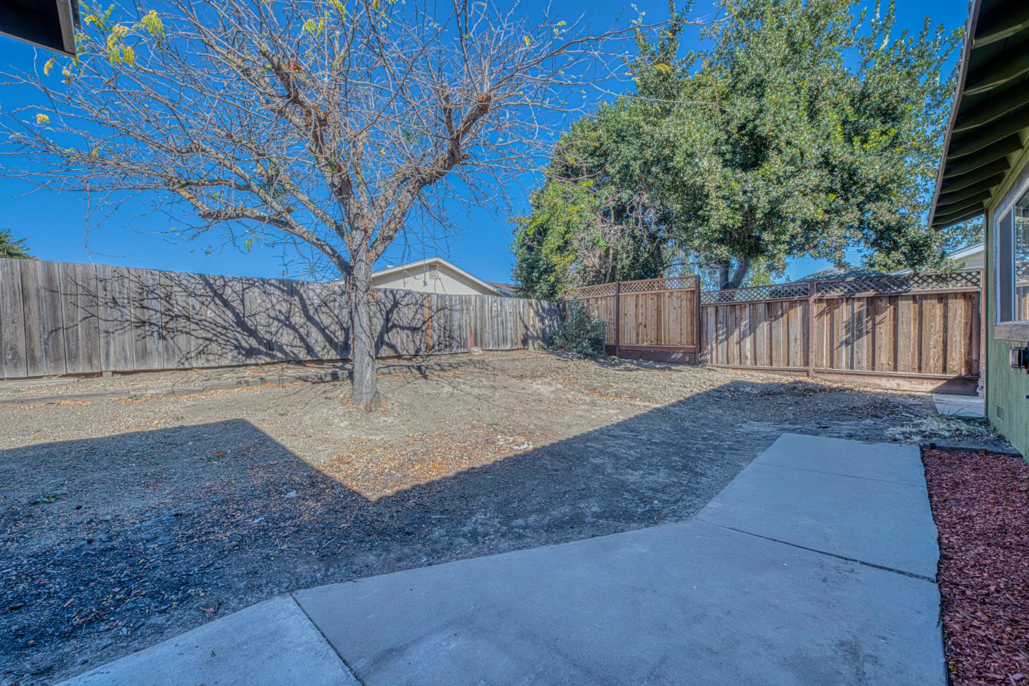 290 Carnoble Dr, Hollister, CA 95023