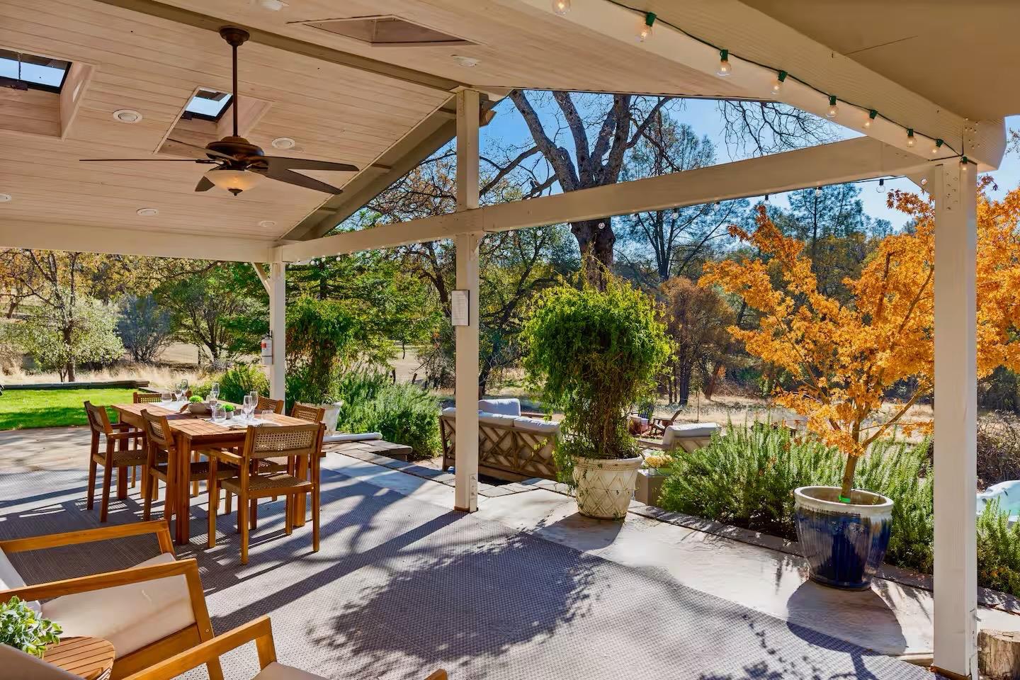 5615 Bear Trap Dr, Mariposa, CA 95338
