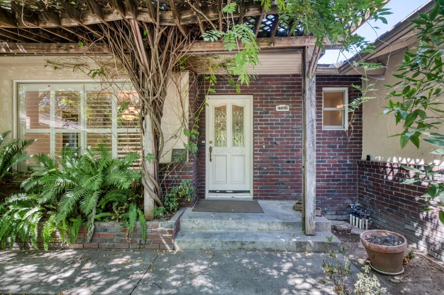 4475 N Wishon Ave, Fresno, CA 93704