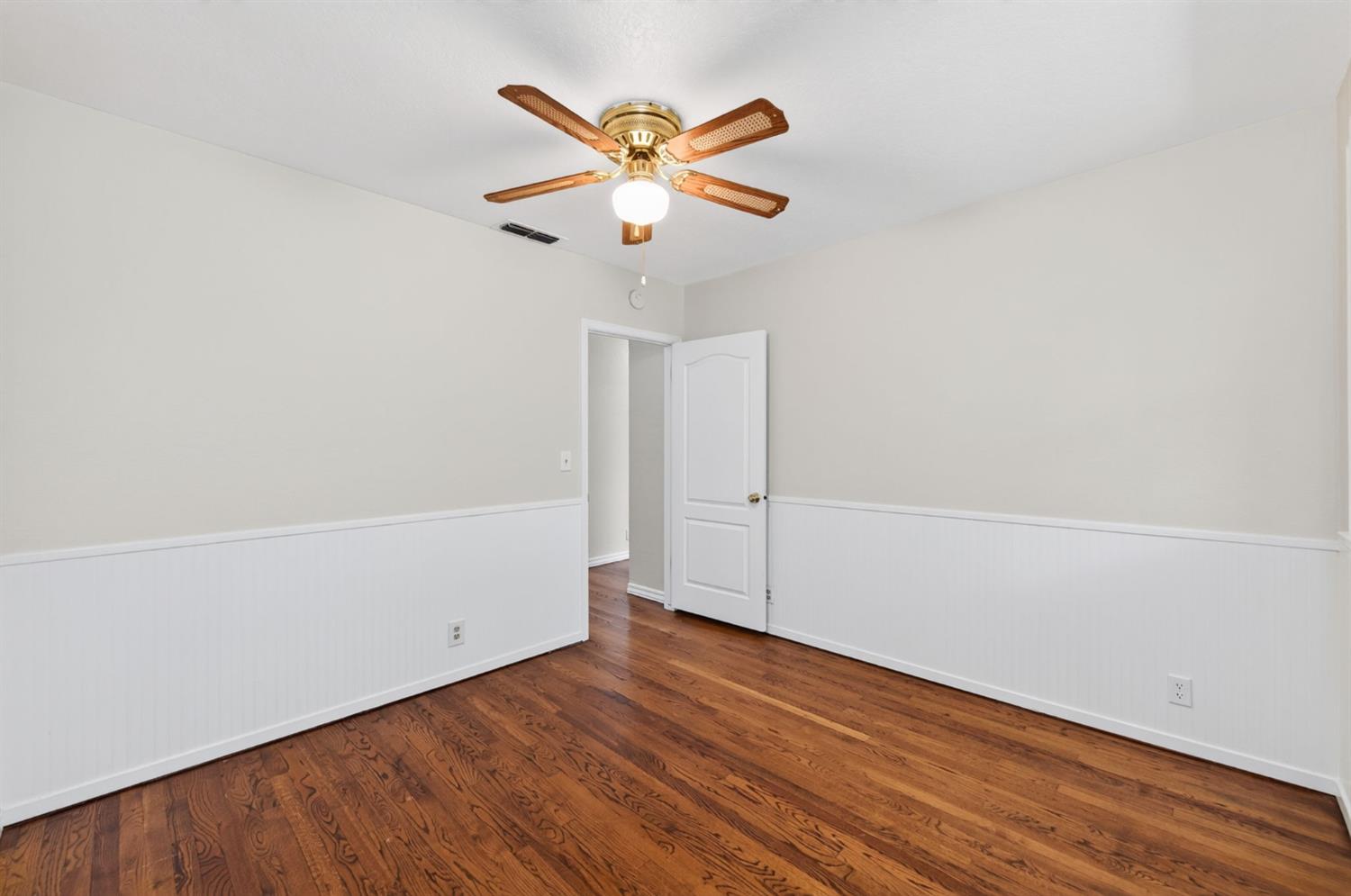 4475 N Wishon Ave, Fresno, CA 93704