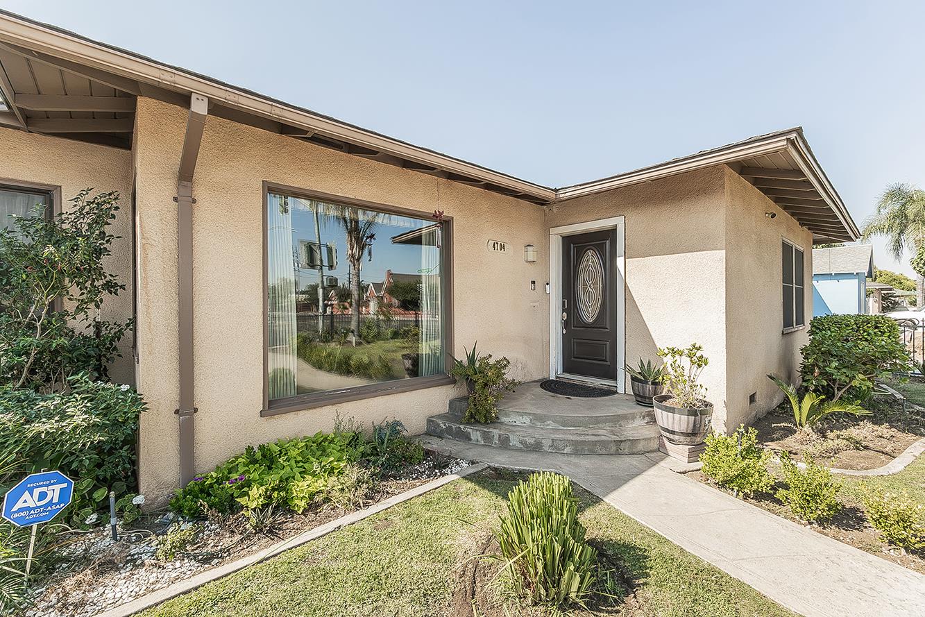 4704 E Tulare St, Fresno, CA 93702