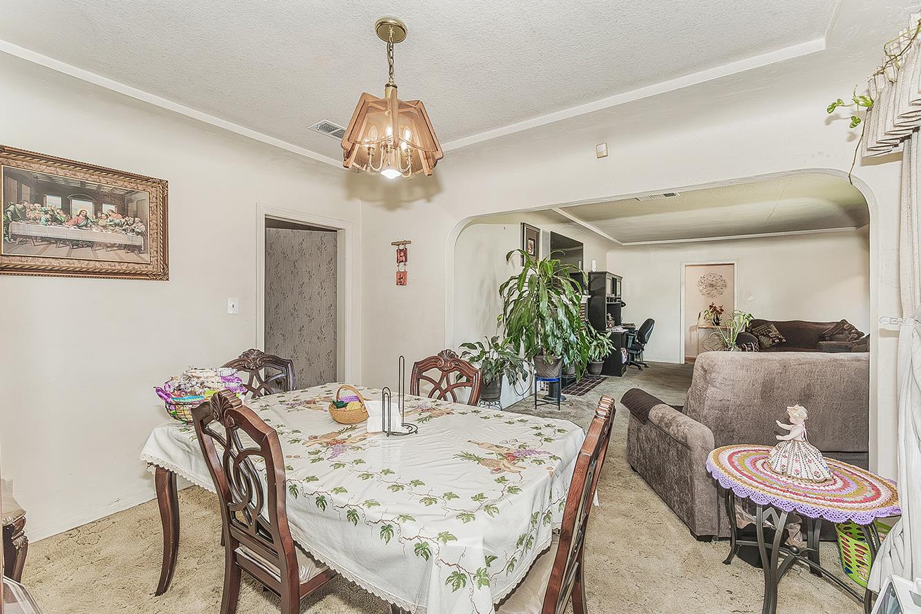 4704 E Tulare St, Fresno, CA 93702