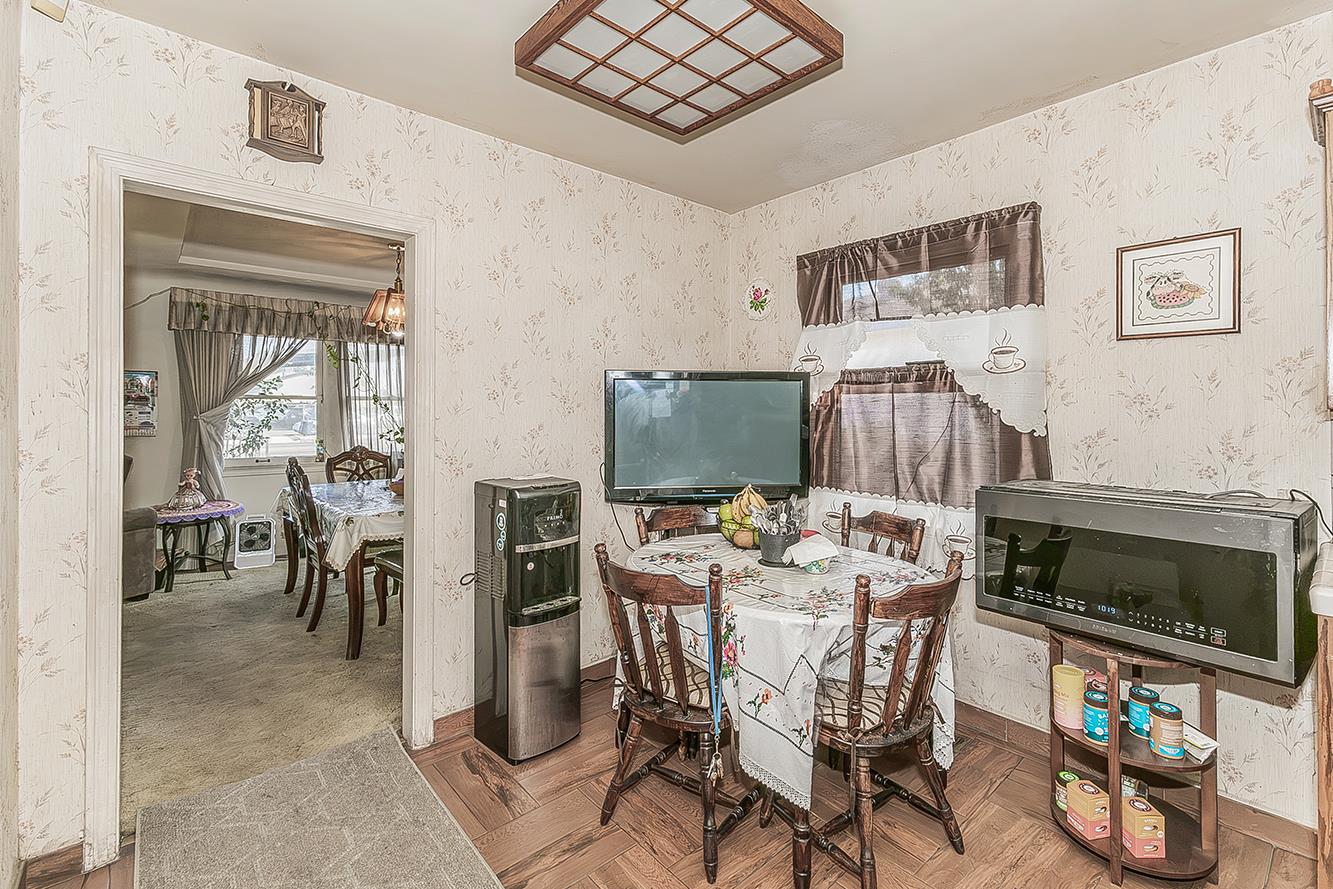 4704 E Tulare St, Fresno, CA 93702