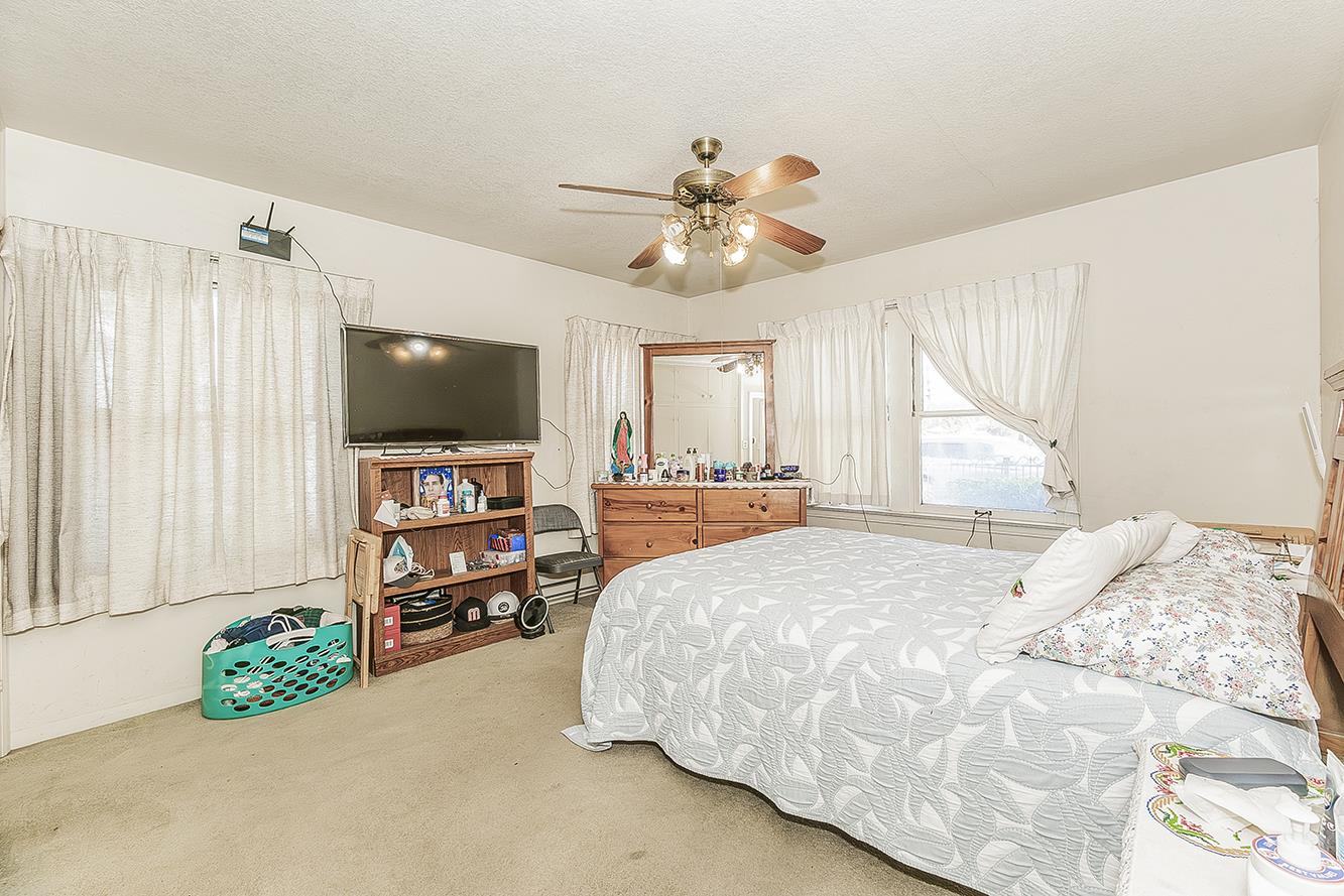4704 E Tulare St, Fresno, CA 93702