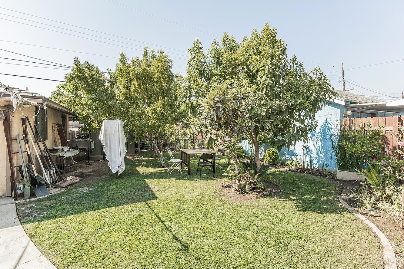 4704 E Tulare St, Fresno, CA 93702