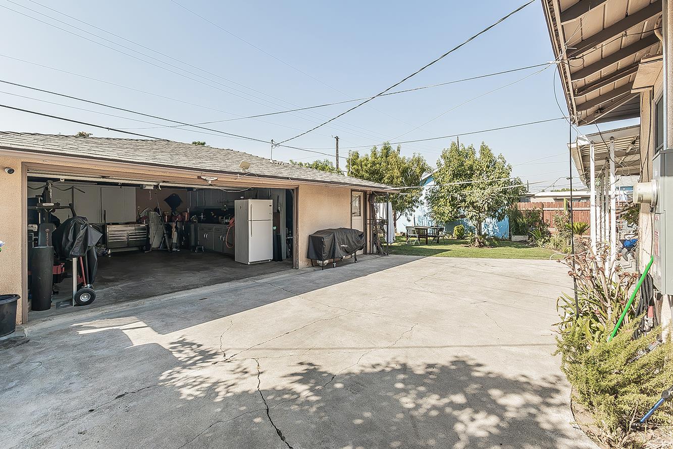 4704 E Tulare St, Fresno, CA 93702