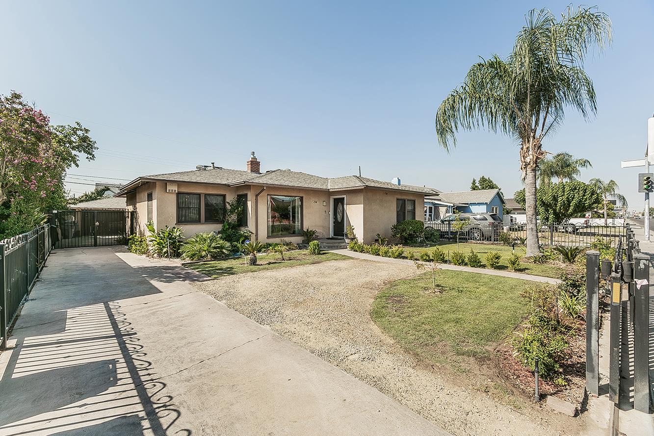4704 E Tulare St, Fresno, CA 93702