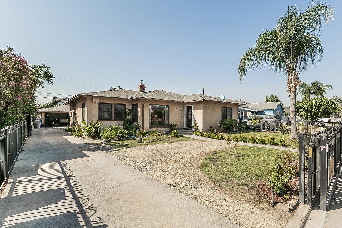 4704 E Tulare St, Fresno, CA 93702