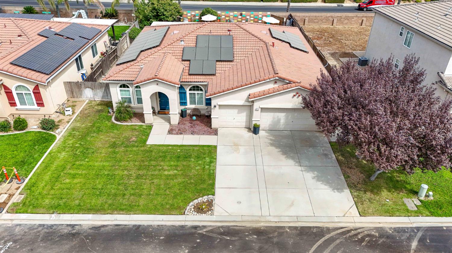 9020 Hunters Creek Way, Chowchilla, CA 93610