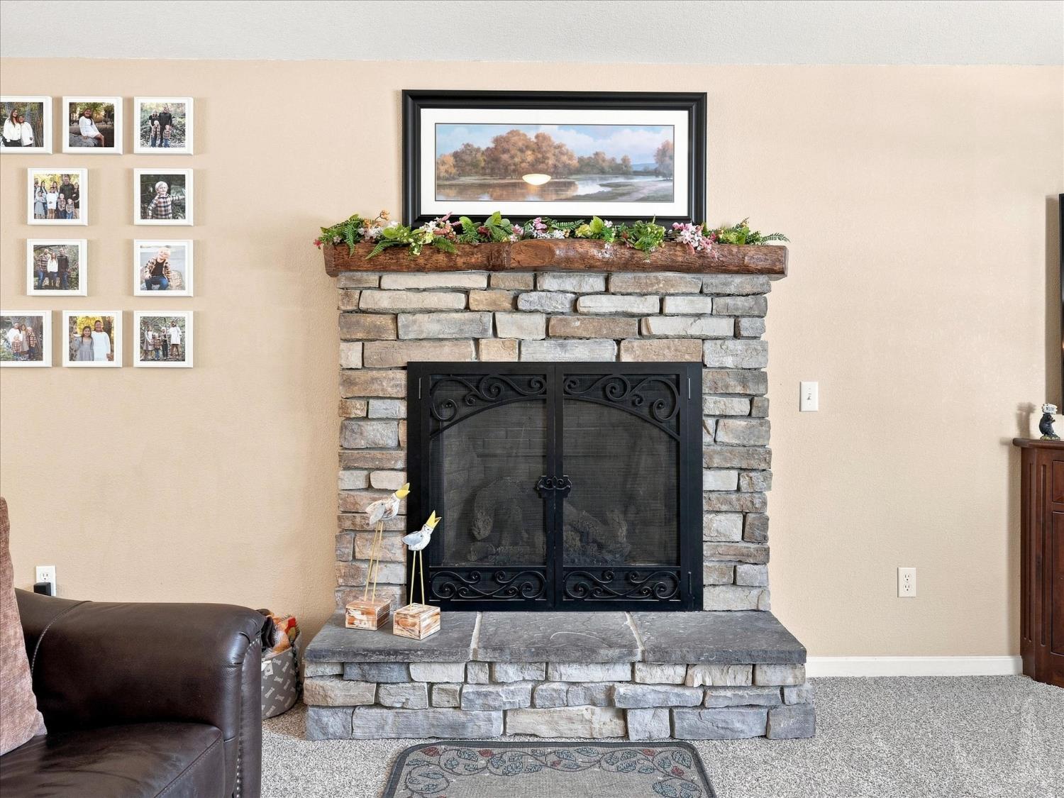 41741 Loch Lomd Ln, Oakhurst, CA 93644